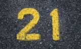 Significado do número 21: Numerologia, horas iguais e mais!